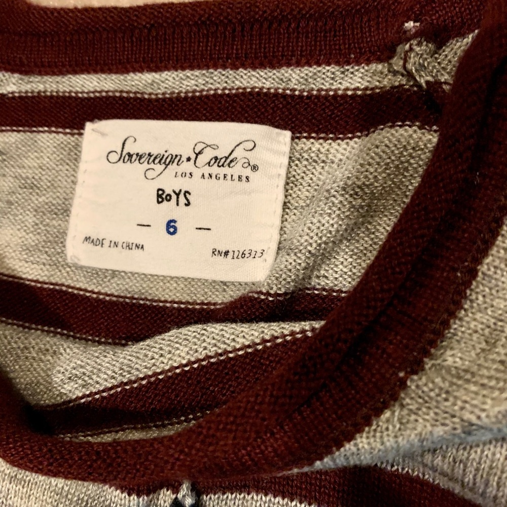 Sovereign Code grey/maroon sweater - Picture 3 of 5